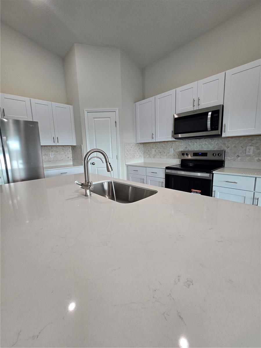 1728 Vanilla Street, FL