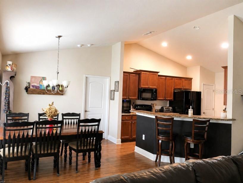 7110 Remington Oaks Loop, FL