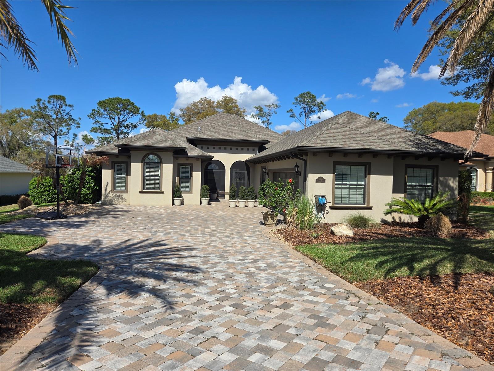 5084 Greens Drive, FL