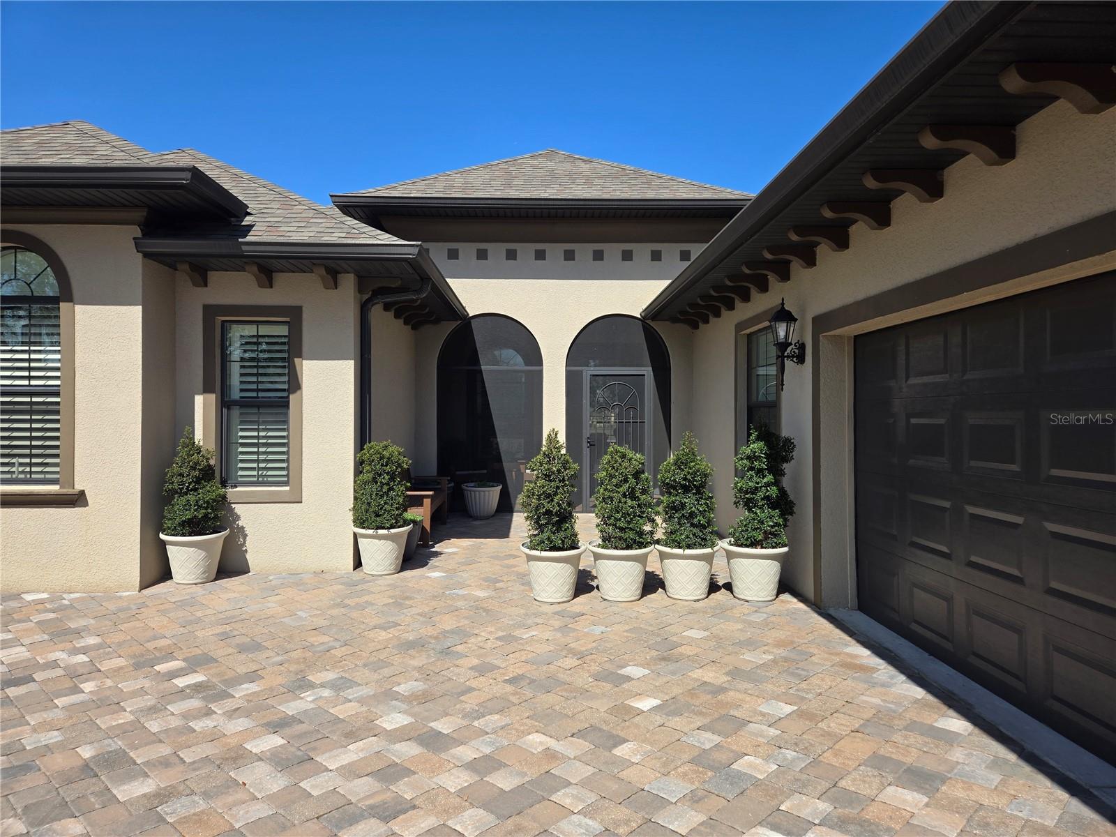 5084 Greens Drive, FL