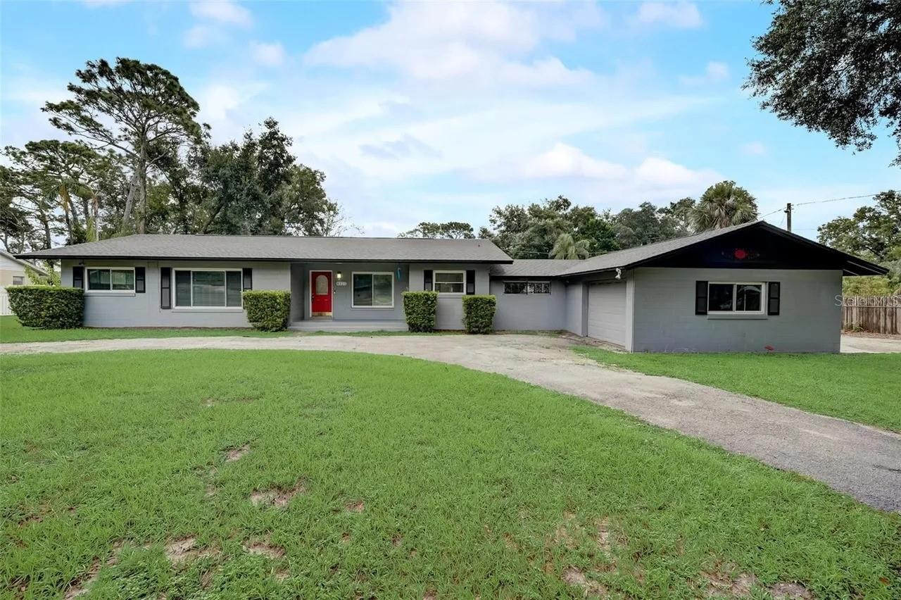 4223 Pine Hill Circle, FL