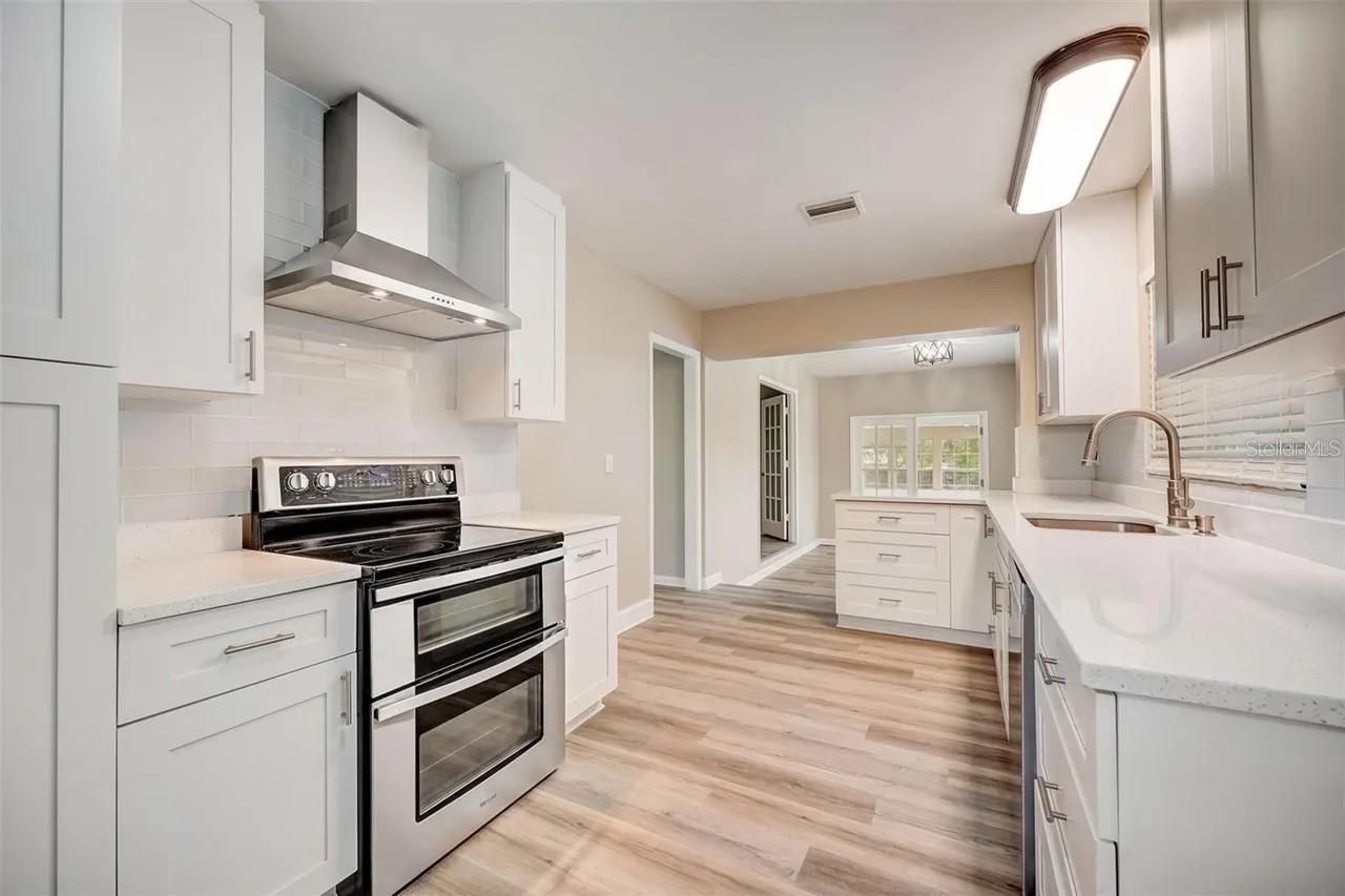 4223 Pine Hill Circle, FL