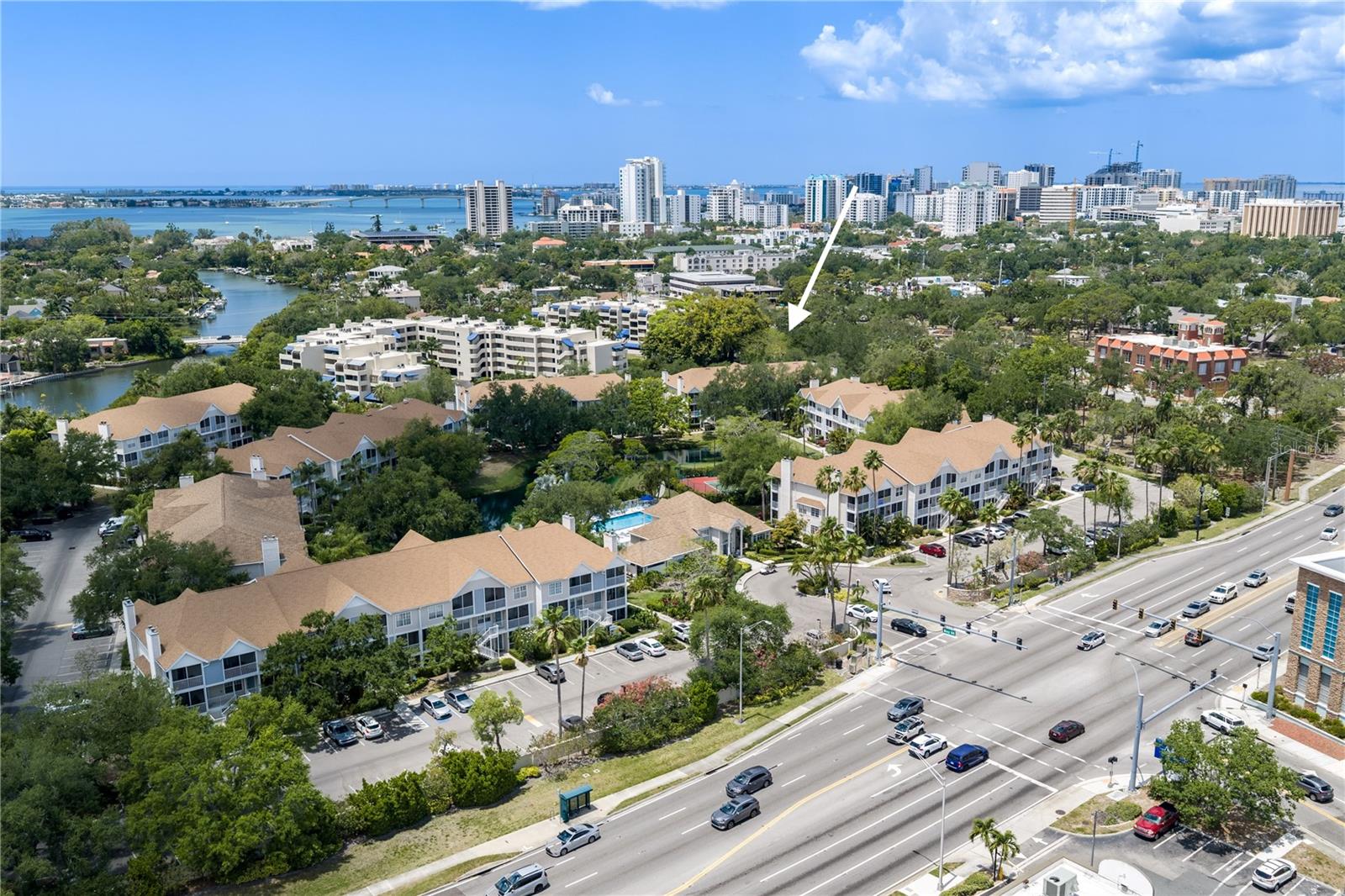 850 Tamiami Trail, FL