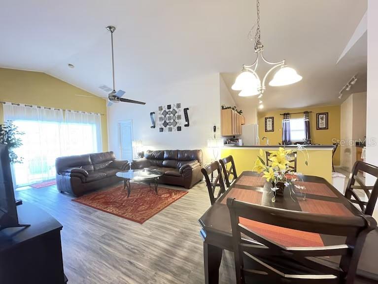 136 Starbird Court, FL