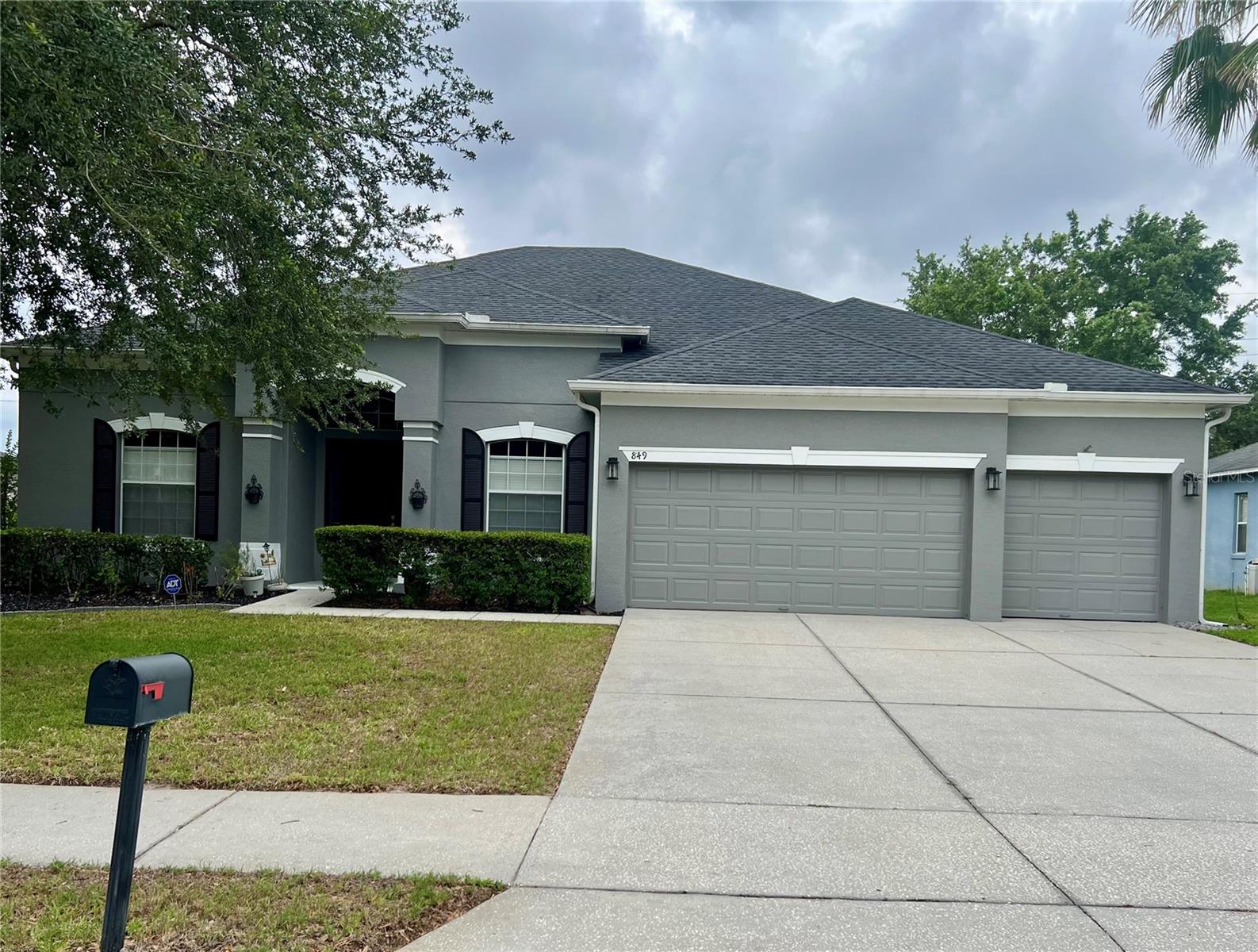 849 Shadowmoss Drive, FL