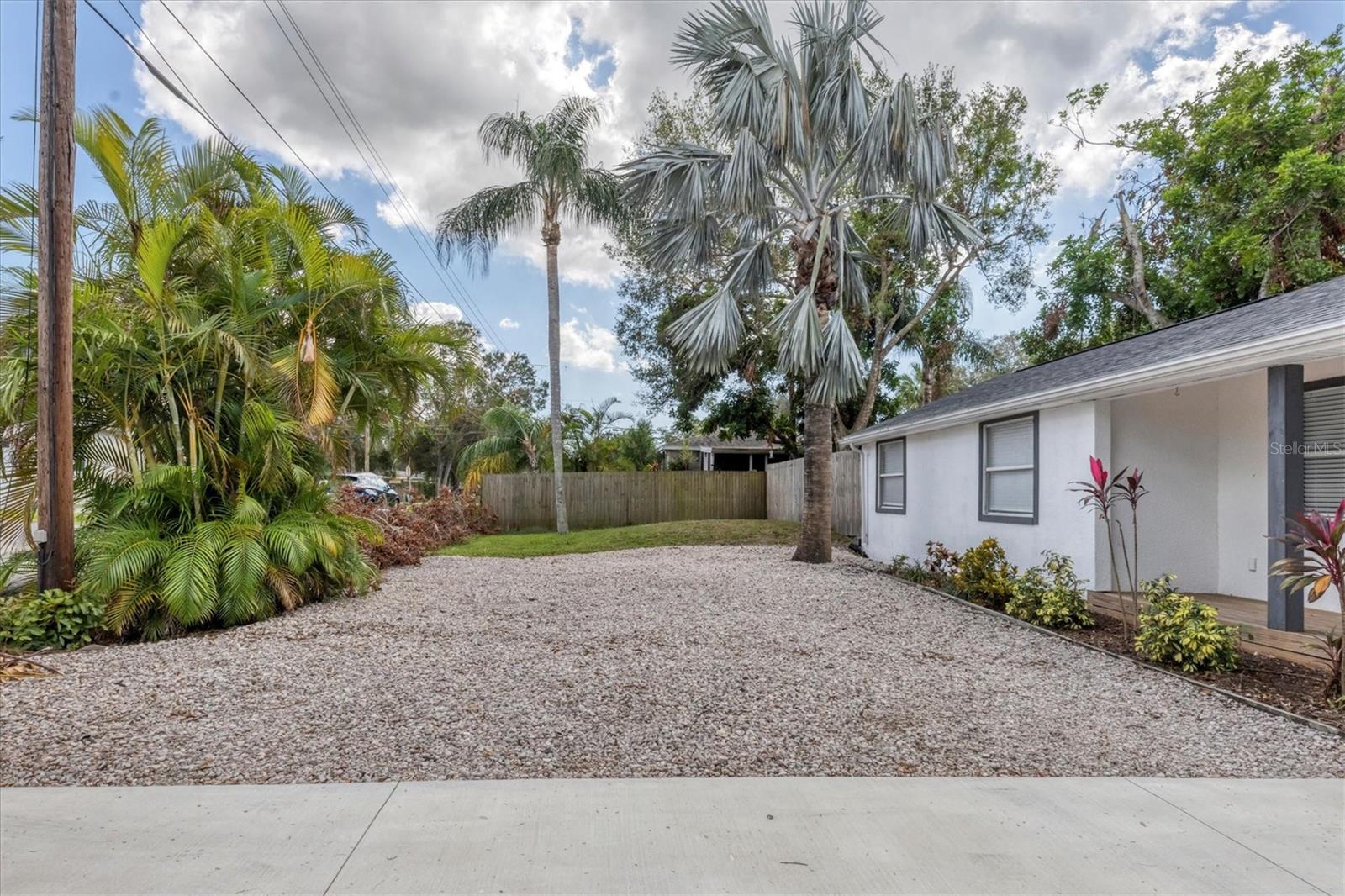 4110 Iola Drive, FL