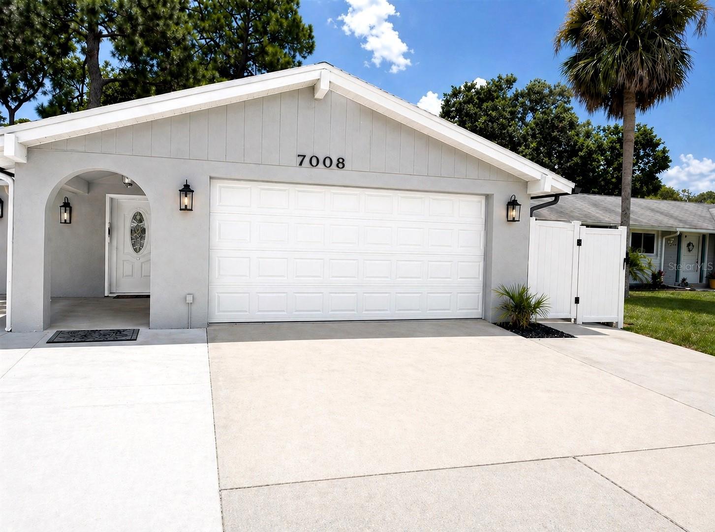 7008 Fountain Avenue, FL