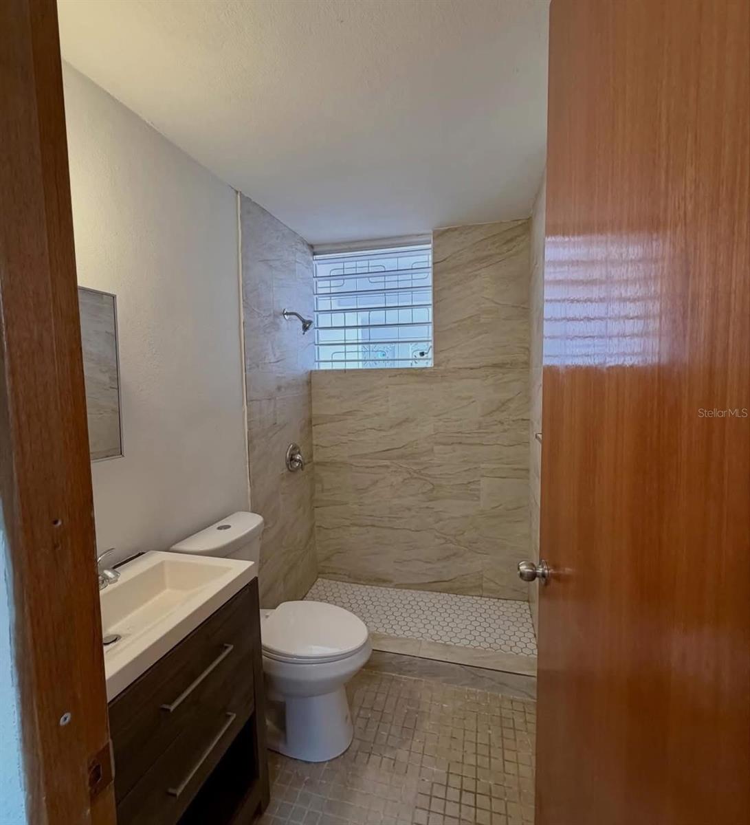 882 Calle Paganini, PR