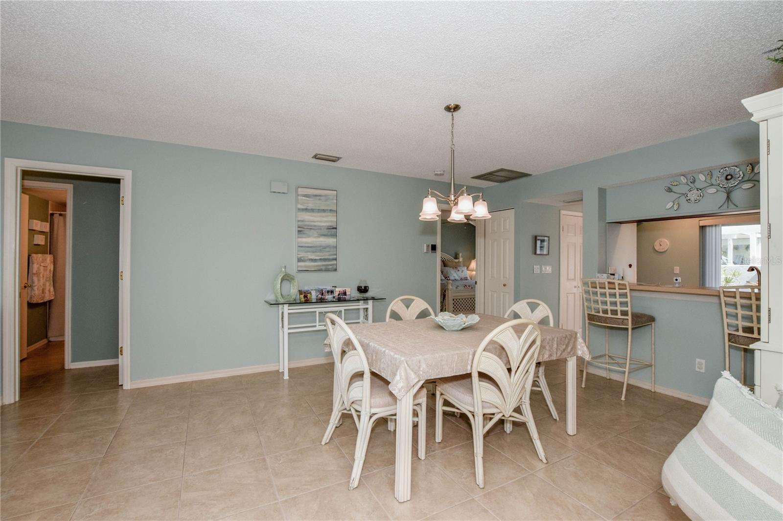 418 Wexford Circle, FL