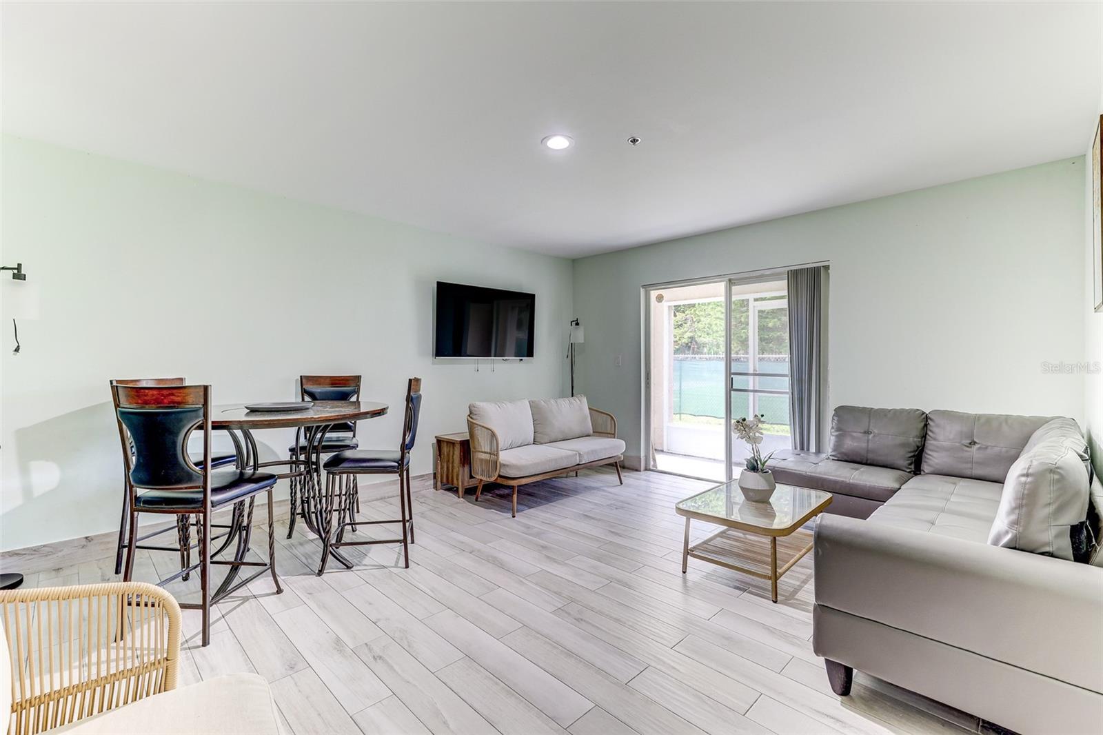 1624 Windsor Oak Court, FL