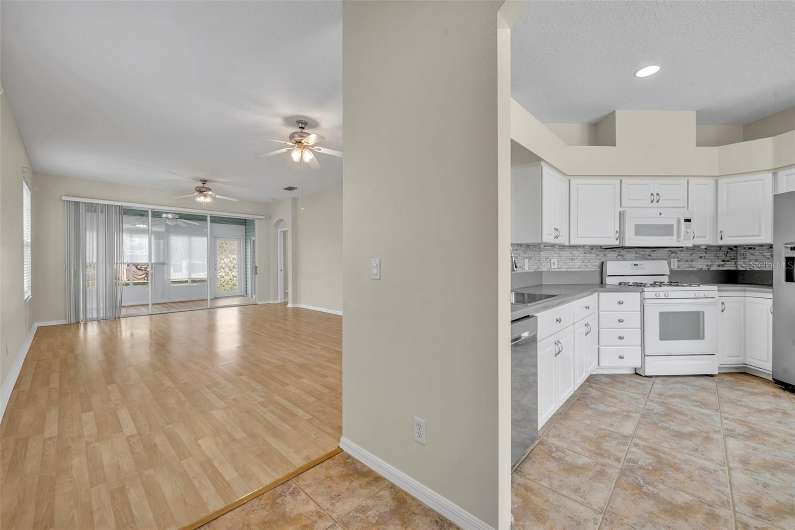 21630 Regency Park Ln, FL