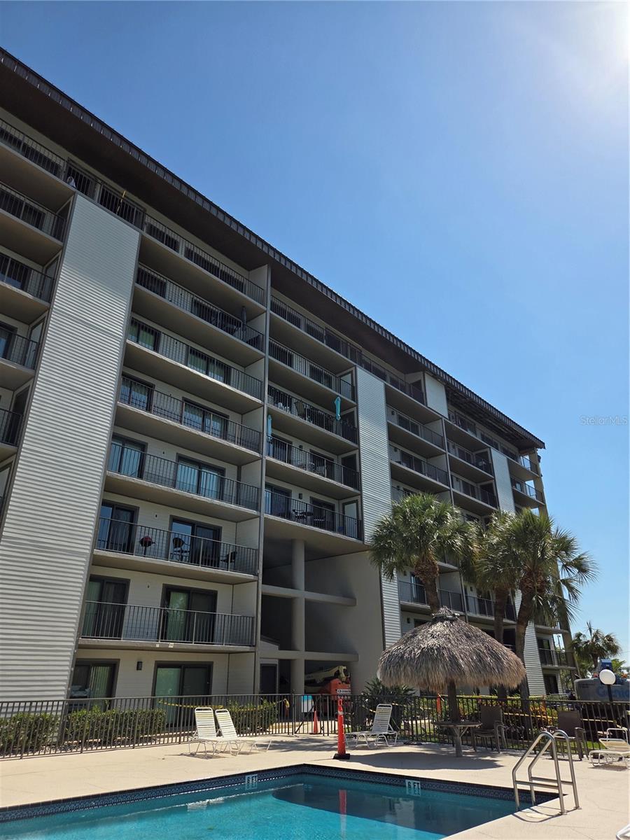 650 Island Way, FL
