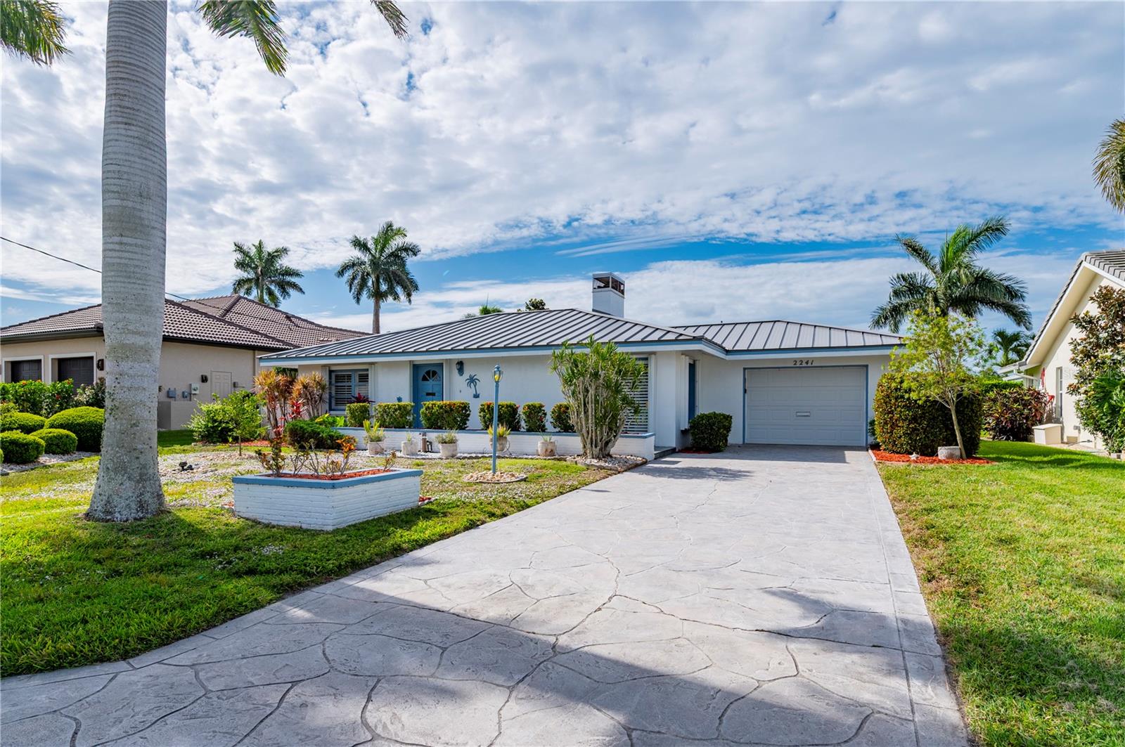 2241 Gulfview Road, FL