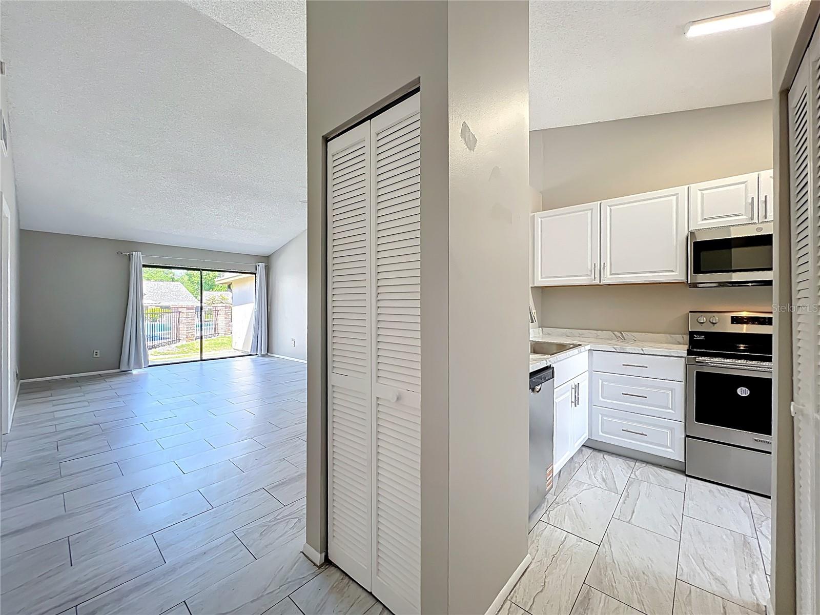 12136 Sand Pebble Way, FL