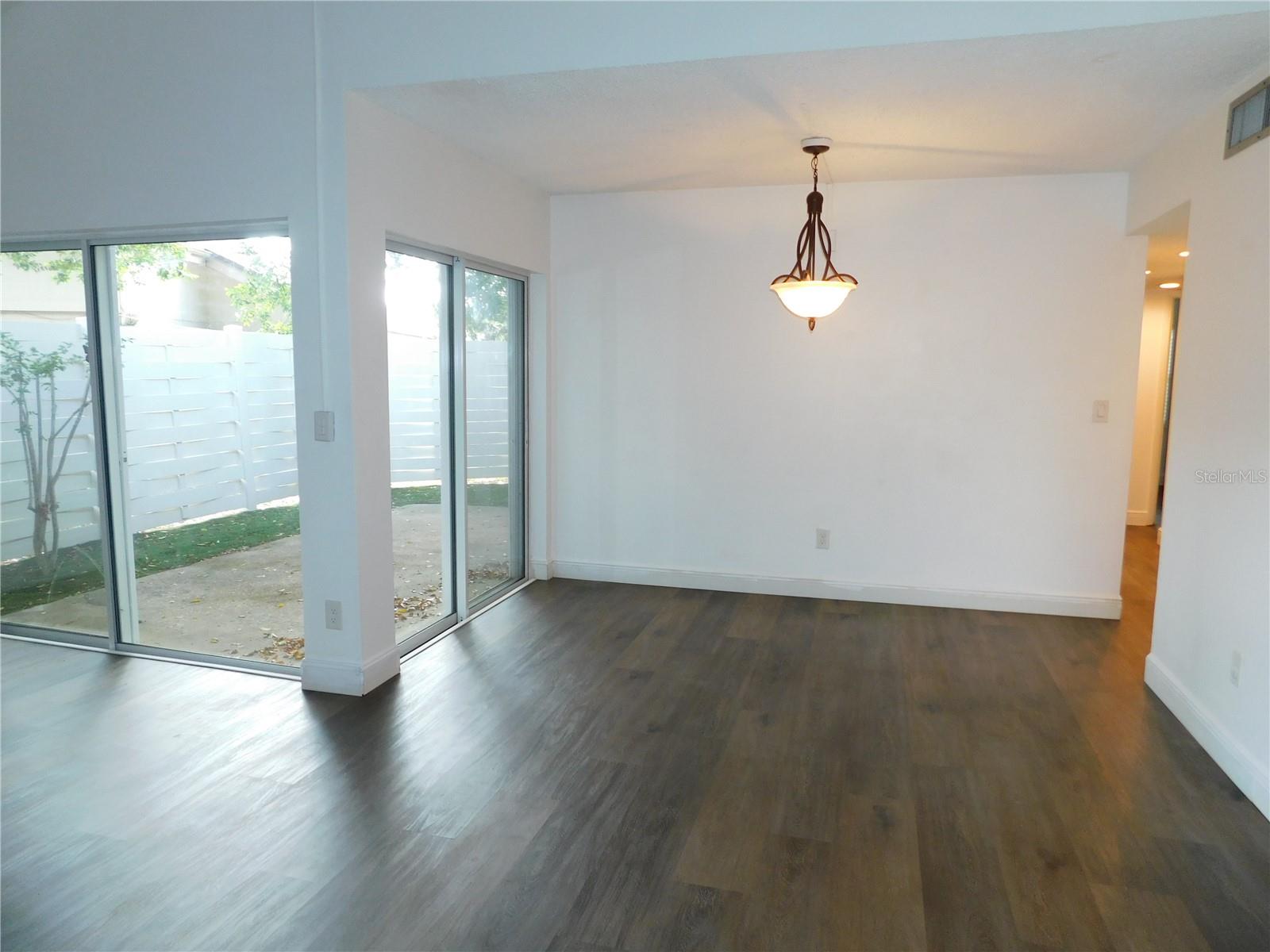 2561 Forest Run Court, FL