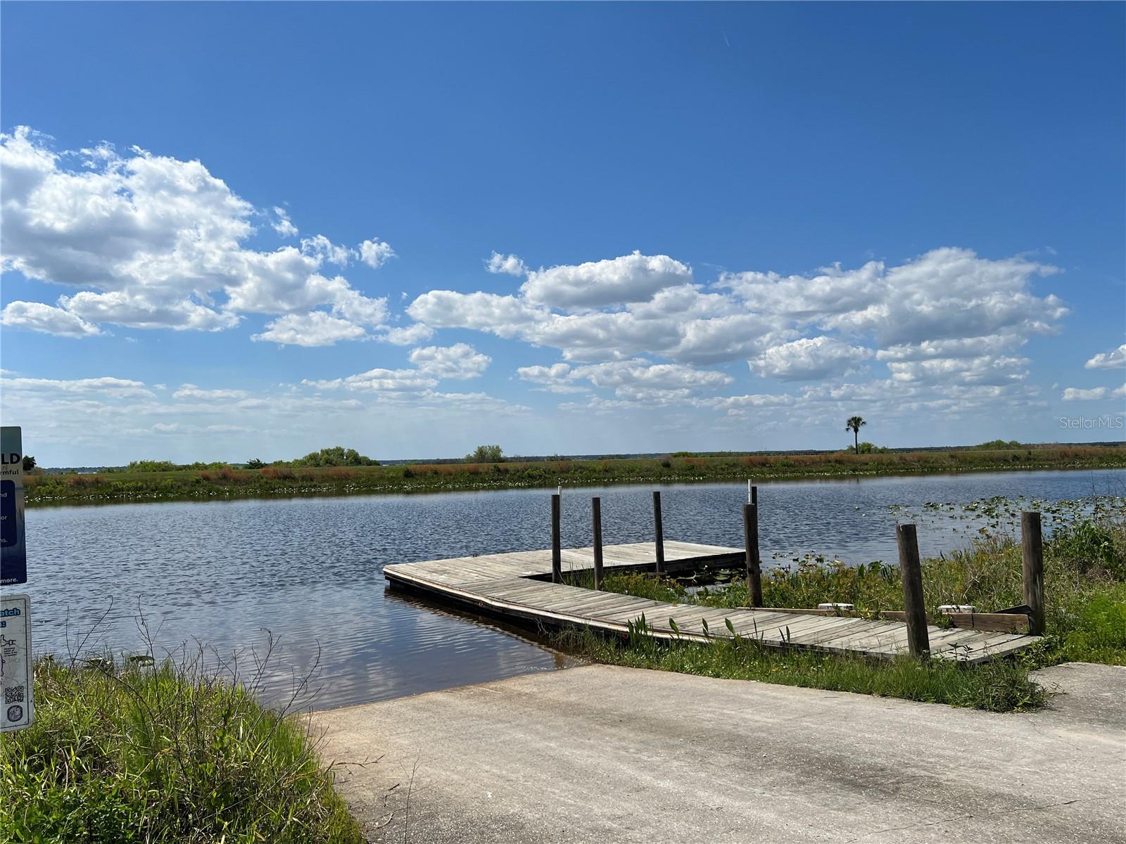 901 Azalea Drive, FL