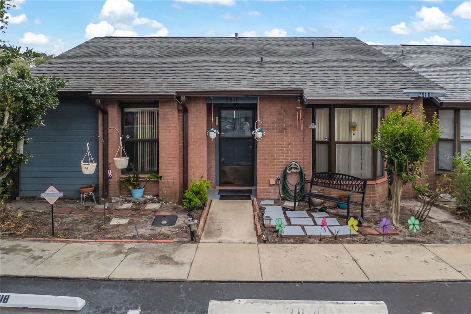 2818 Shannon Oak Court, FL