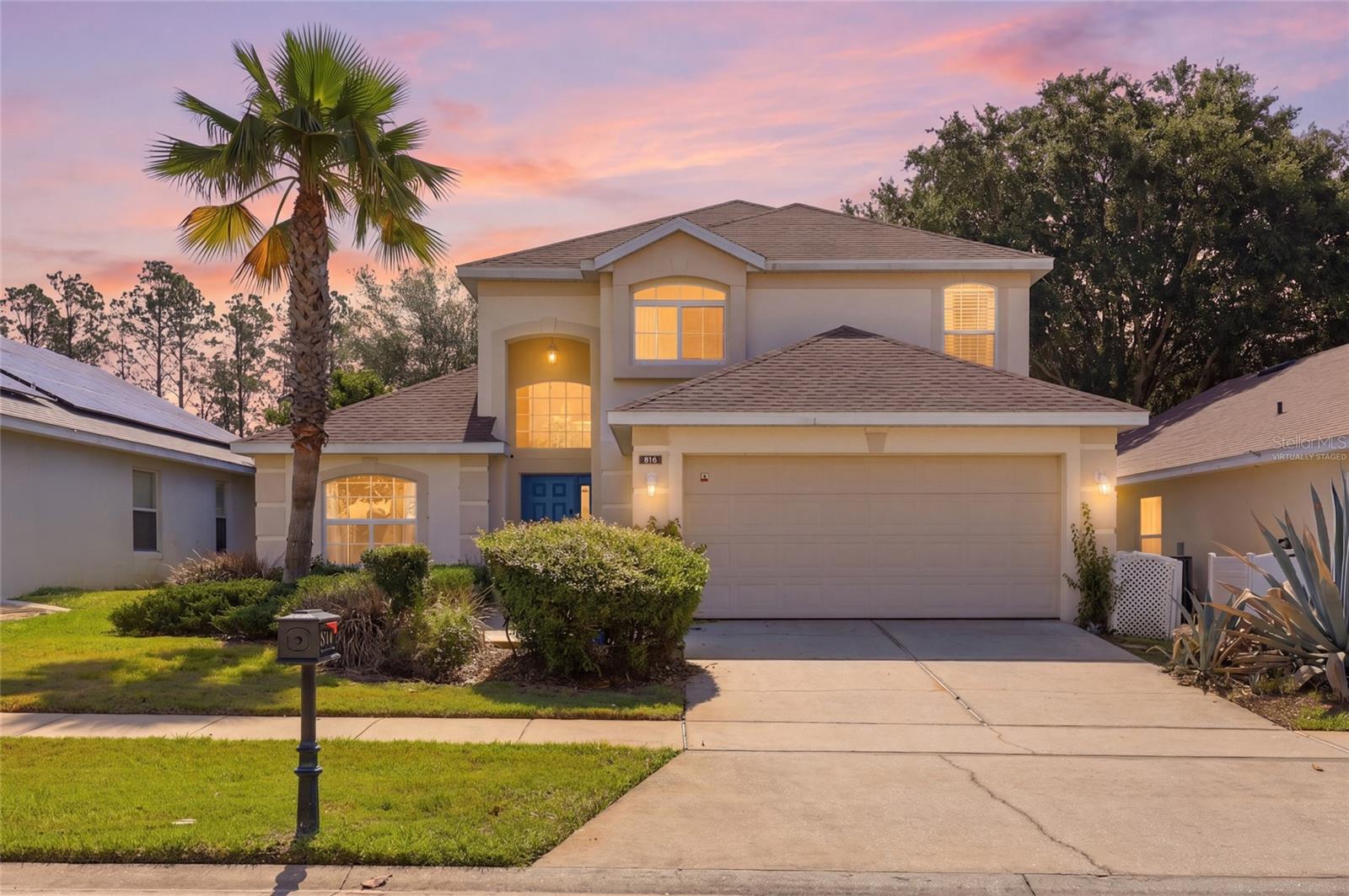 816 Troon Circle, FL