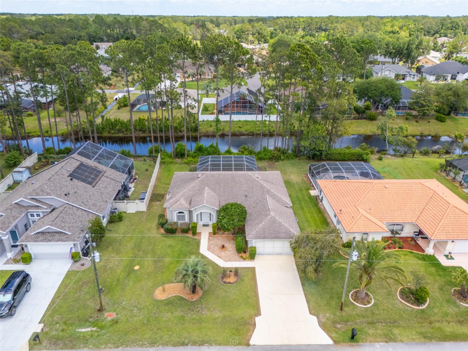 11 Edgewater Drive, FL