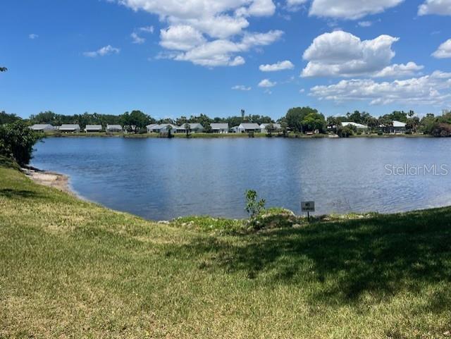 220 Lakewood Drive, FL