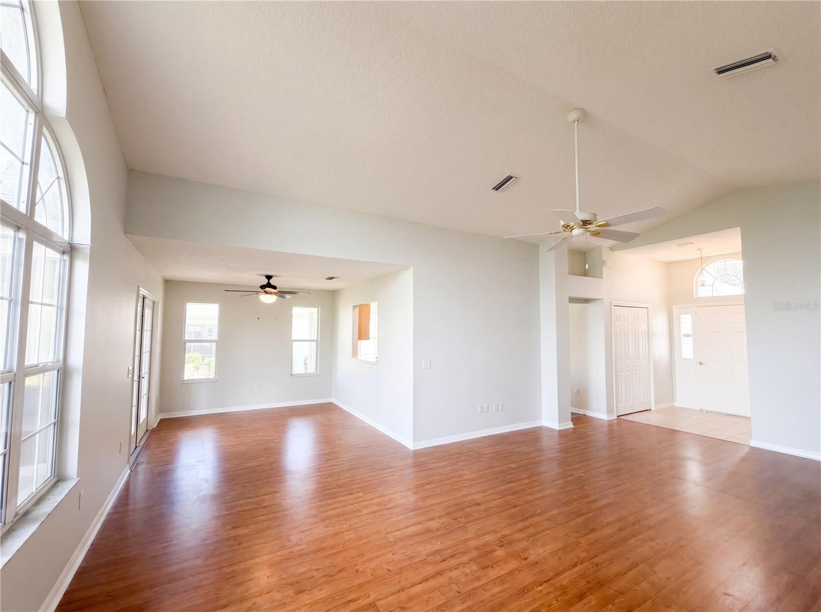 1407 Figueroa Street, FL