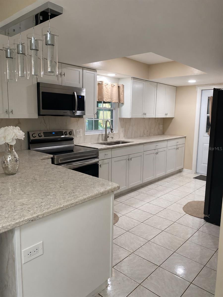 4805 Sparrow Drive, FL