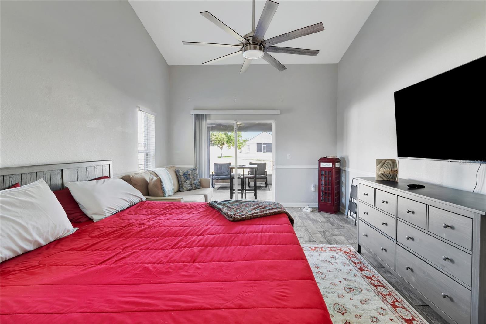 23905 Narrowleaf Court, FL