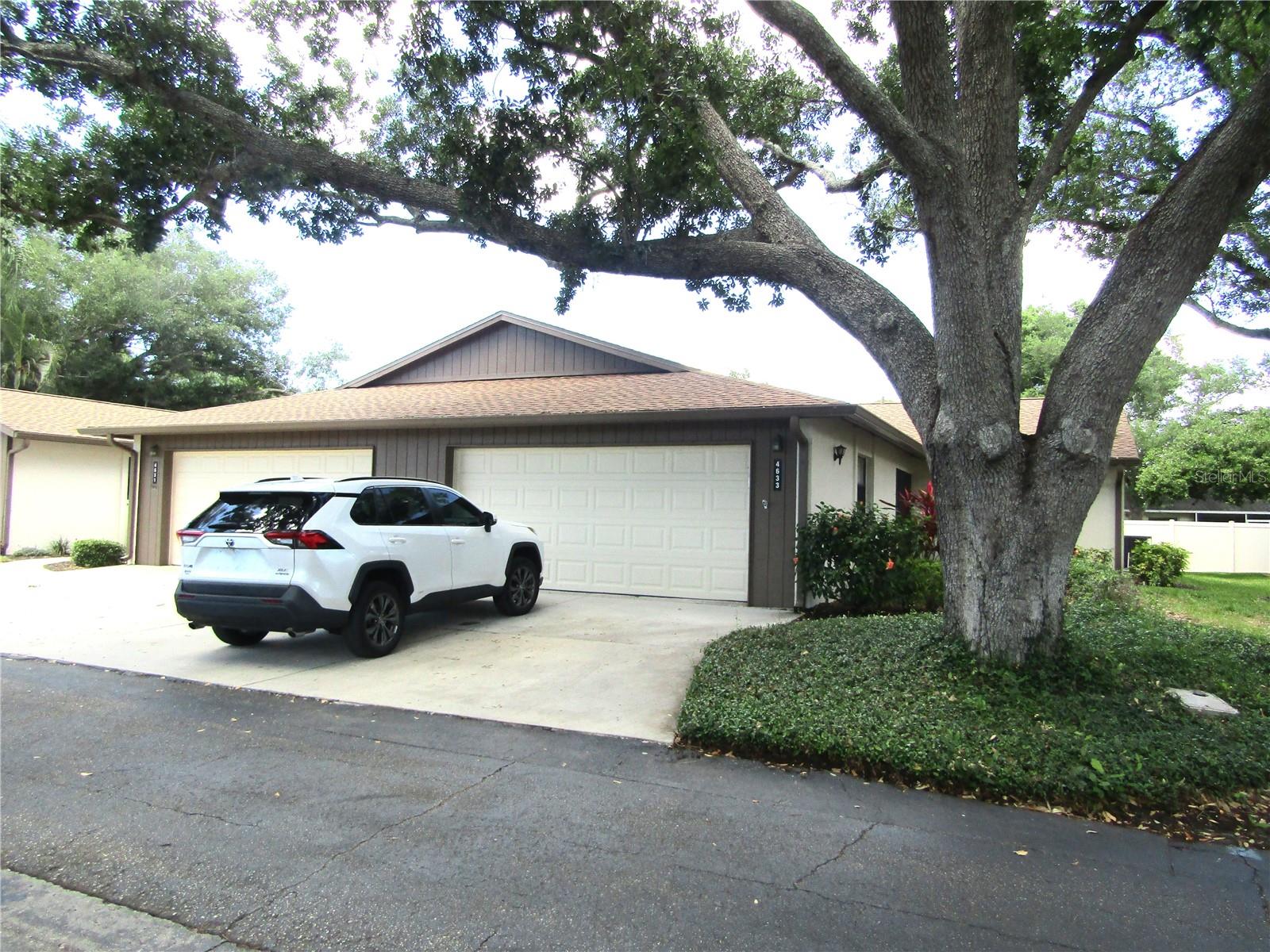 4633 Oak Hill Drive, FL