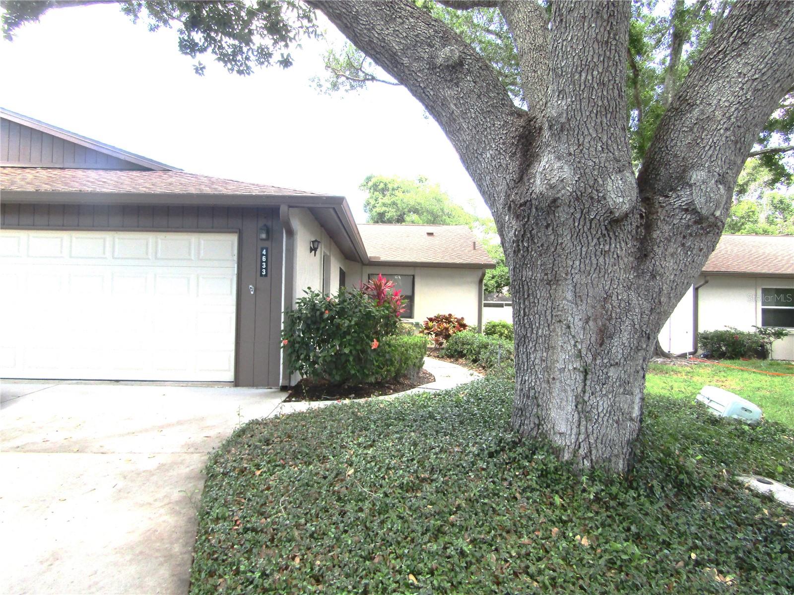 4633 Oak Hill Drive, FL