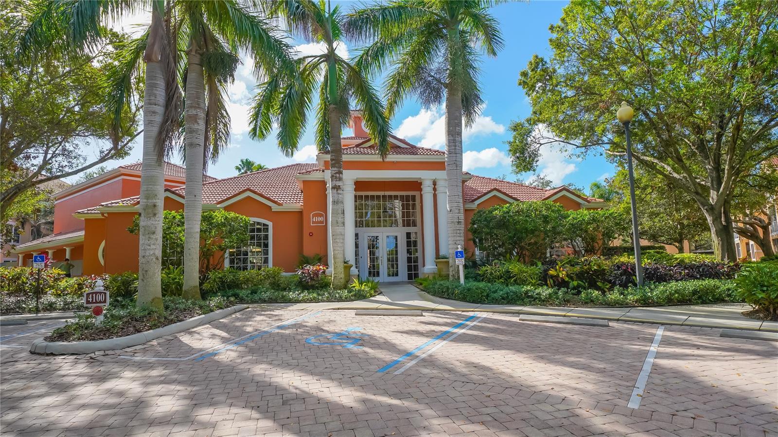 4118 Central Sarasota Parkway, FL