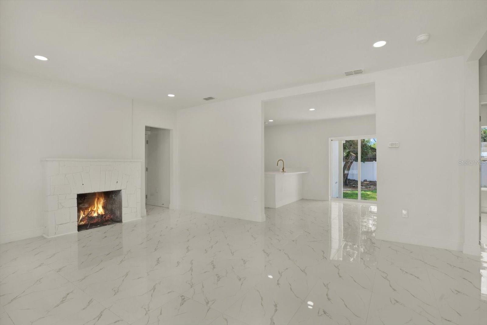 1209 33rd Avenue, FL