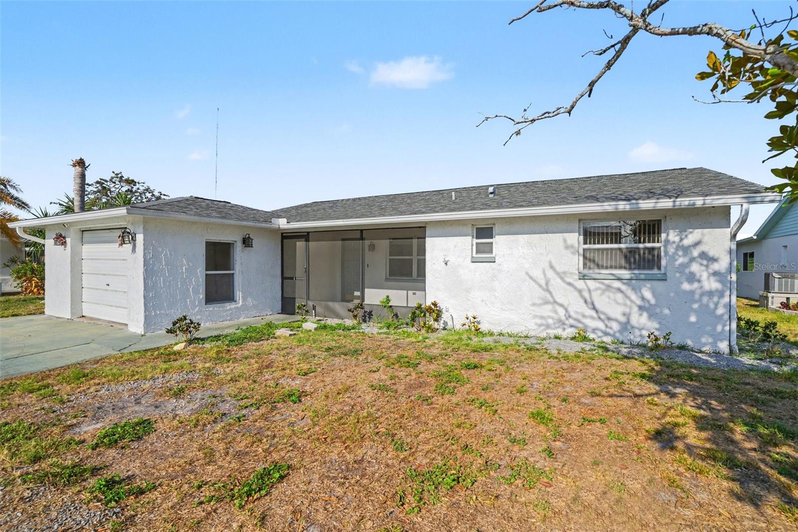 2217 Harrison Drive, FL