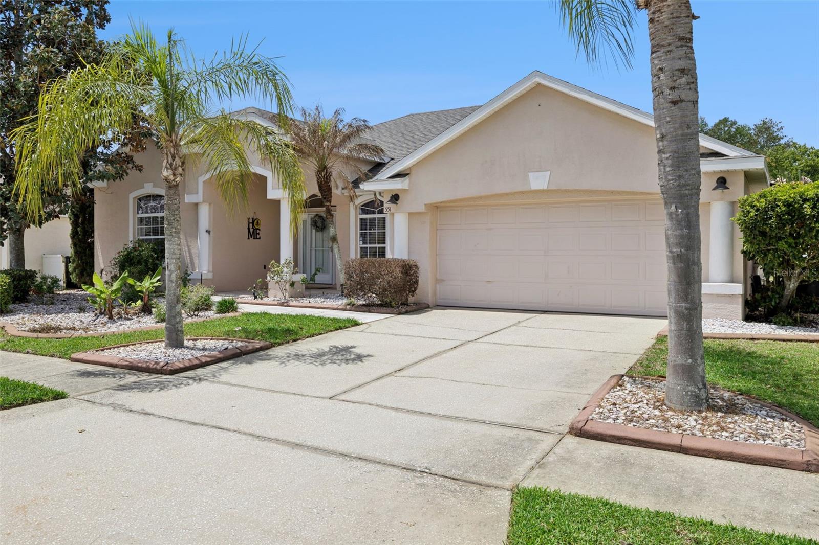 551 Prestwick Drive, FL