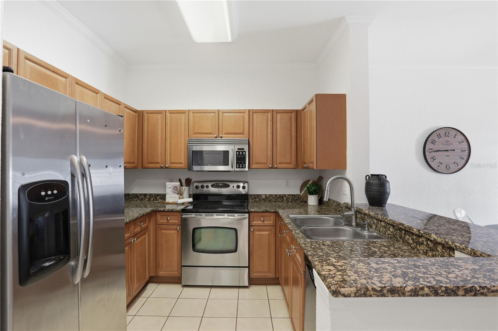 2484 Lancien Court, FL