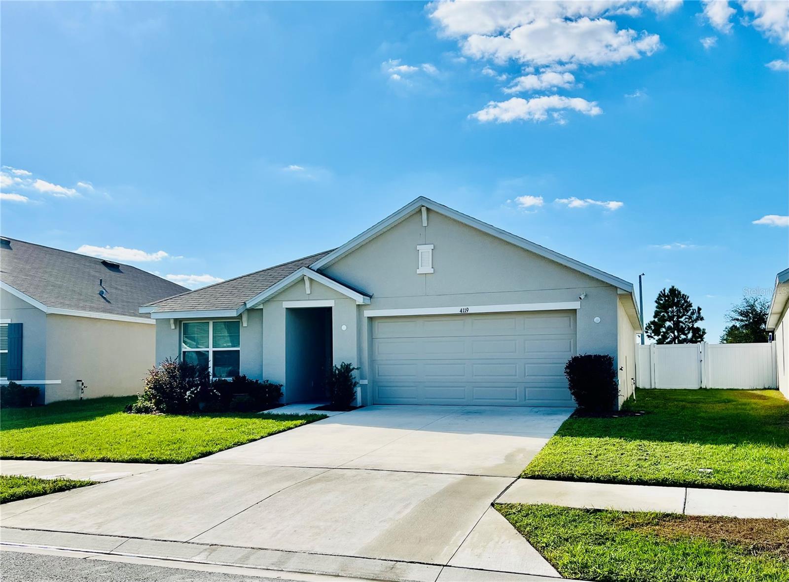 4119 Autumn Amber Drive, FL