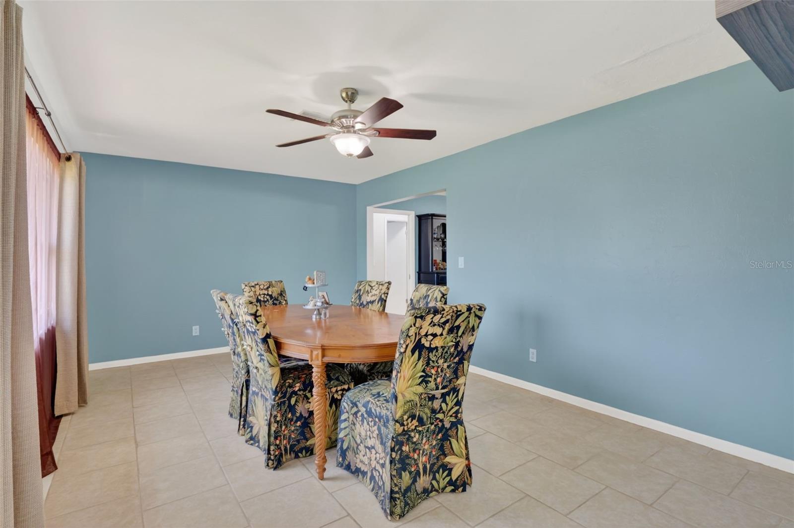 1305 37th Terrace, FL