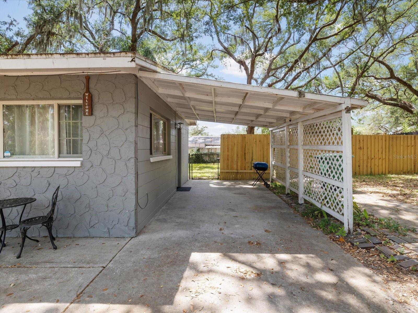 8512 N 29th Street, FL