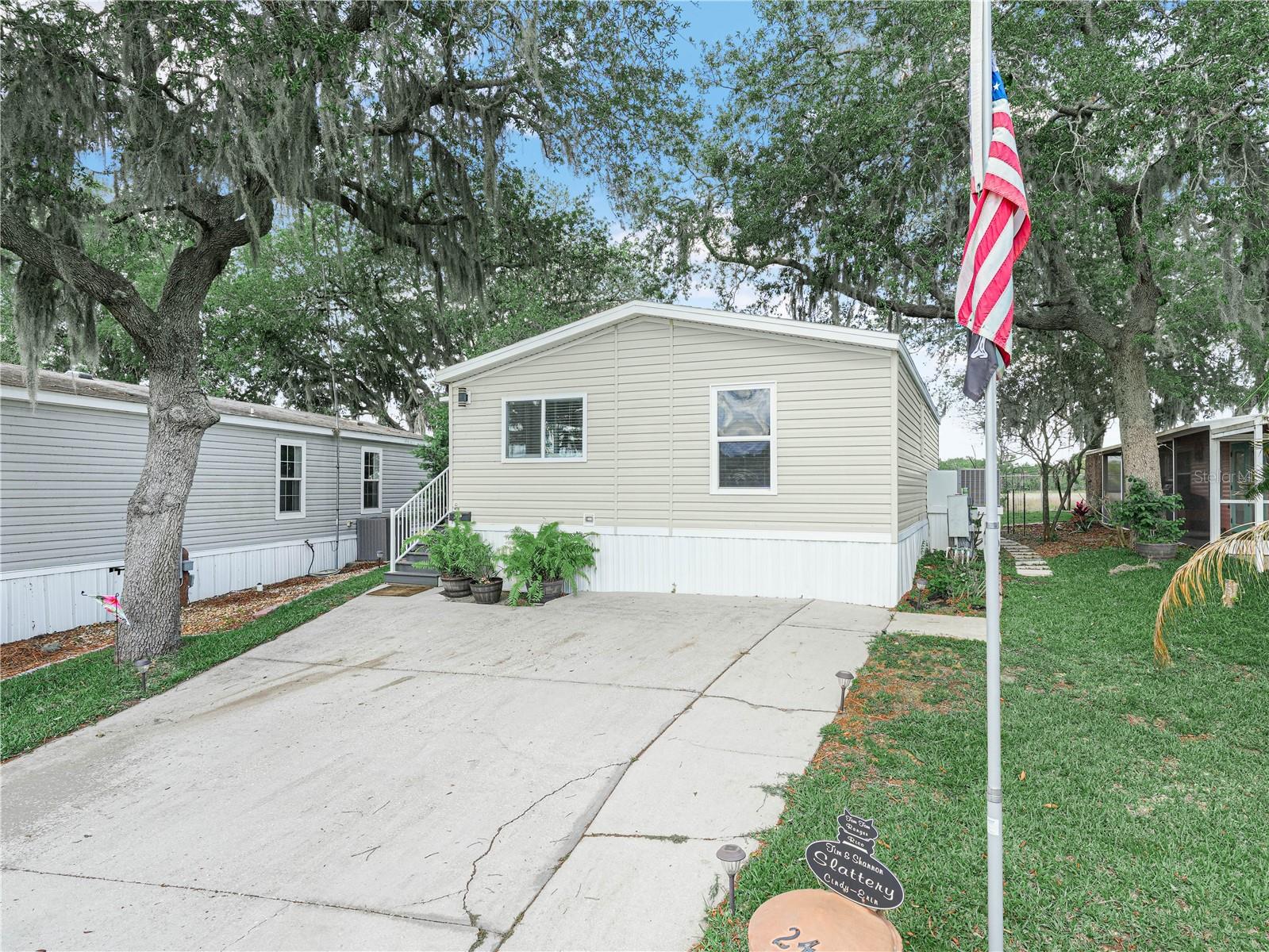 24 Silversides Street, FL