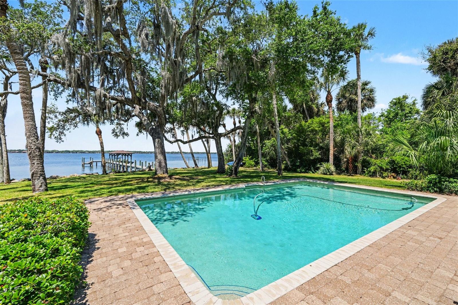 4137 Crooked Mile Road, FL