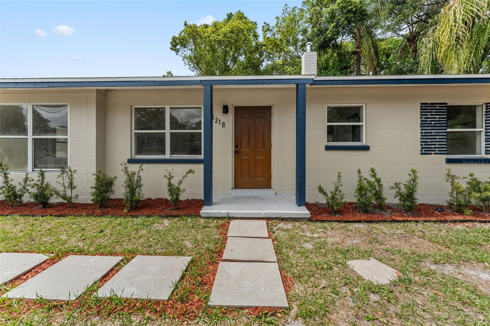 1218 Crescent Street, FL