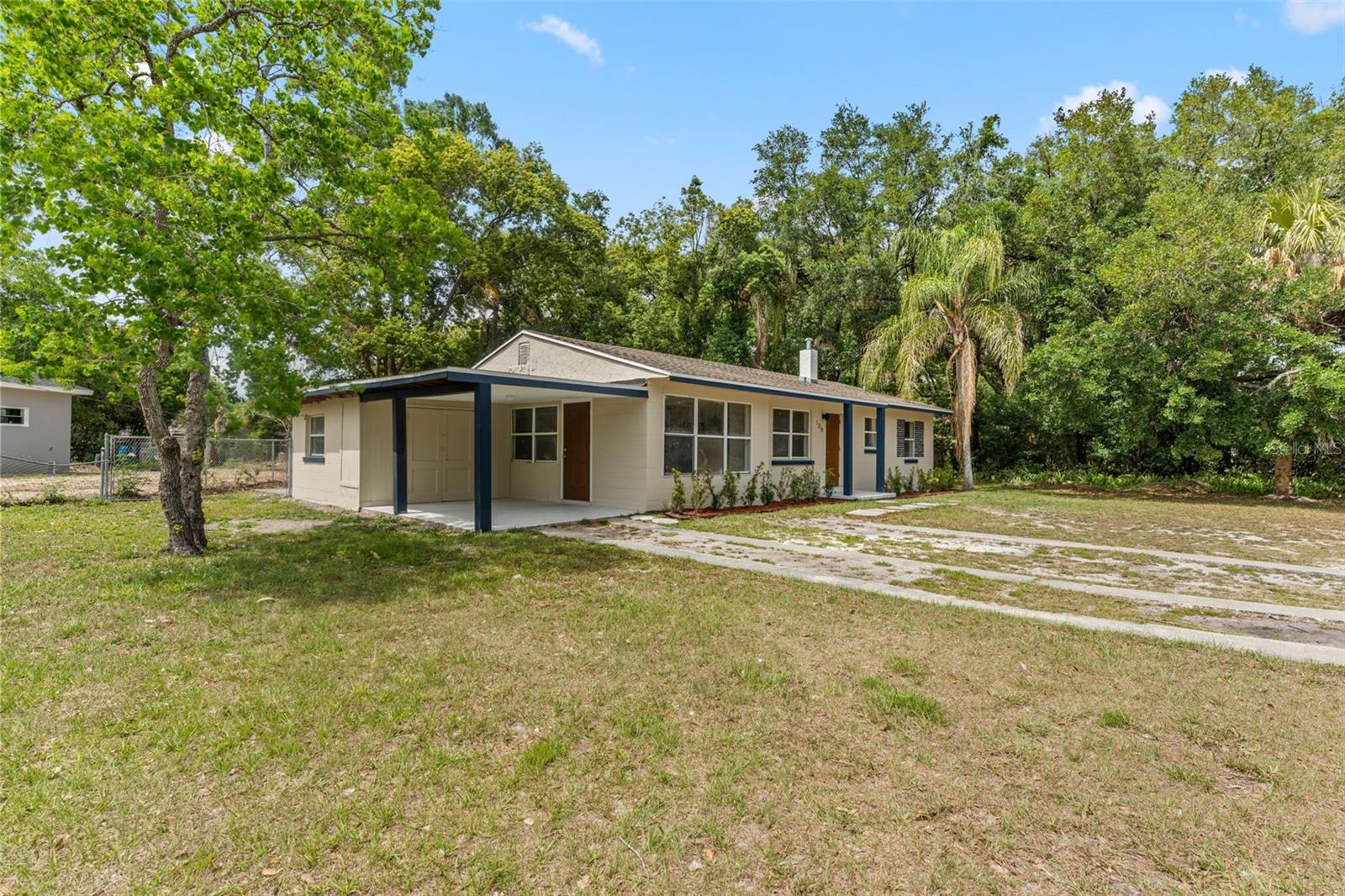 1218 Crescent Street, FL
