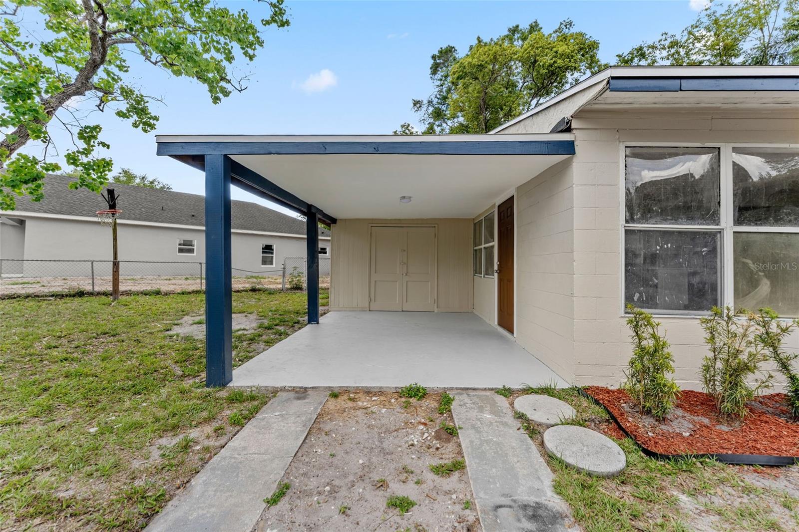 1218 Crescent Street, FL