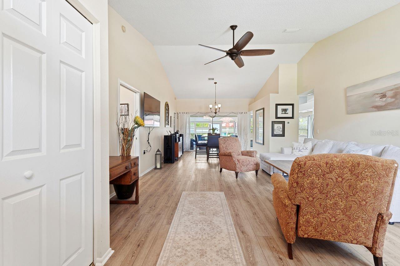 9726 Sweeping View Drive, FL