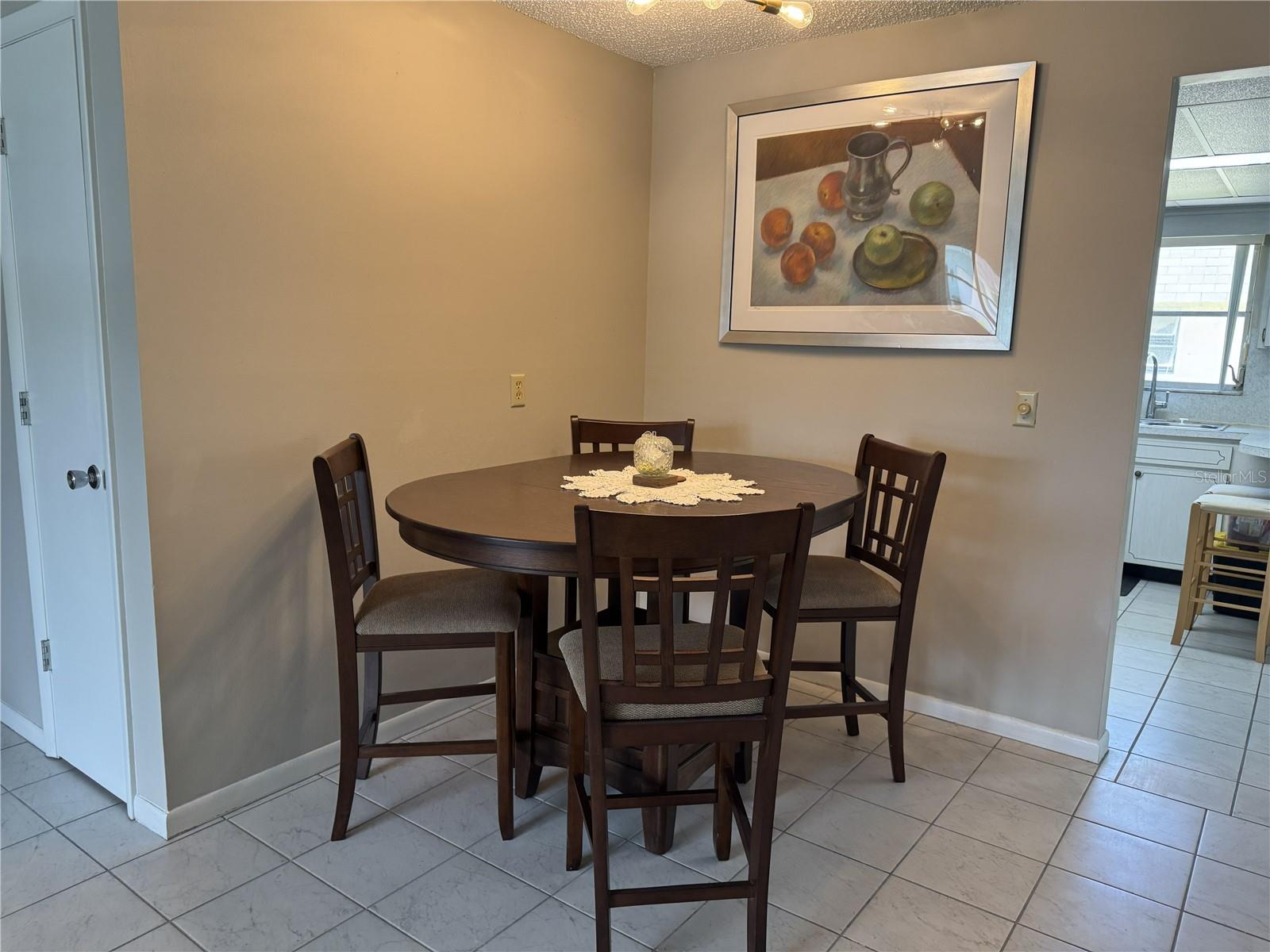 7007 Versailles, FL