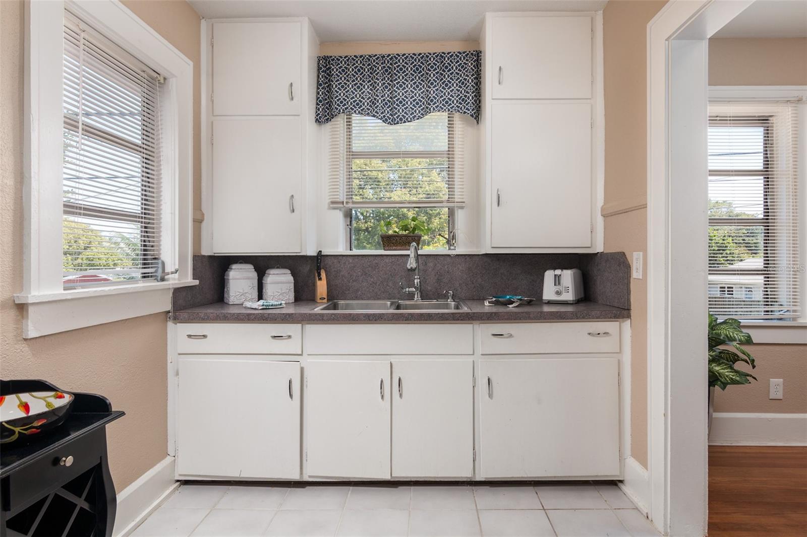 3655 1st (Upper Unit) Avenue, FL