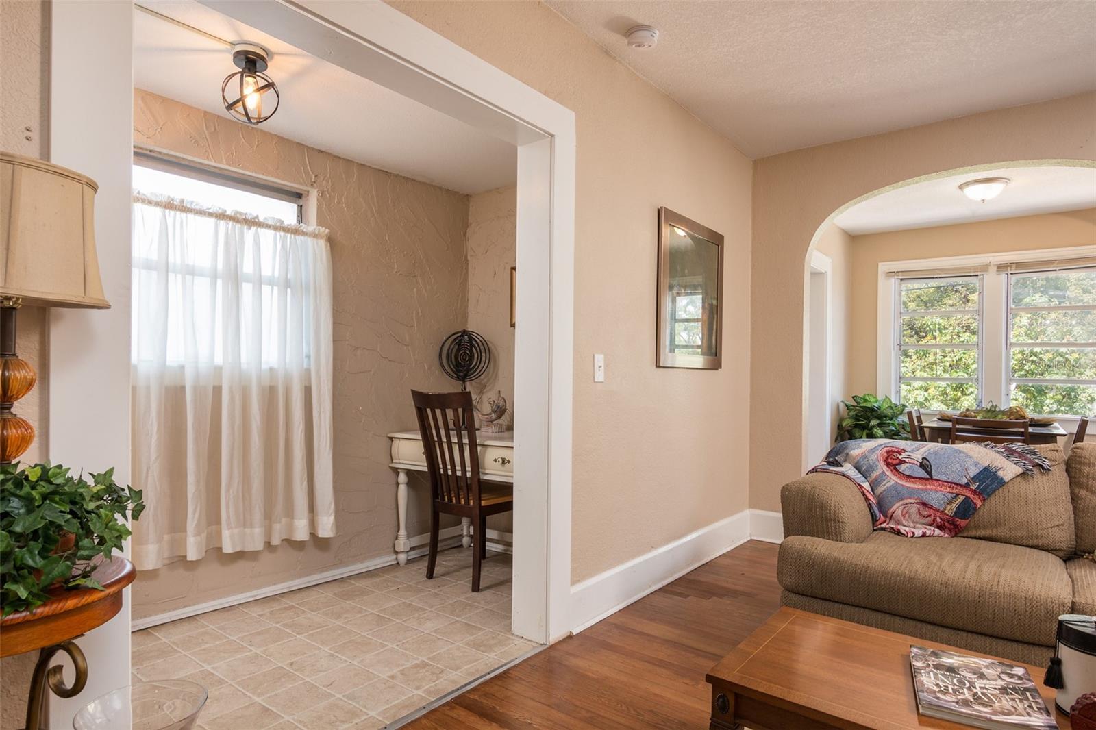 3655 1st (Upper Unit) Avenue, FL