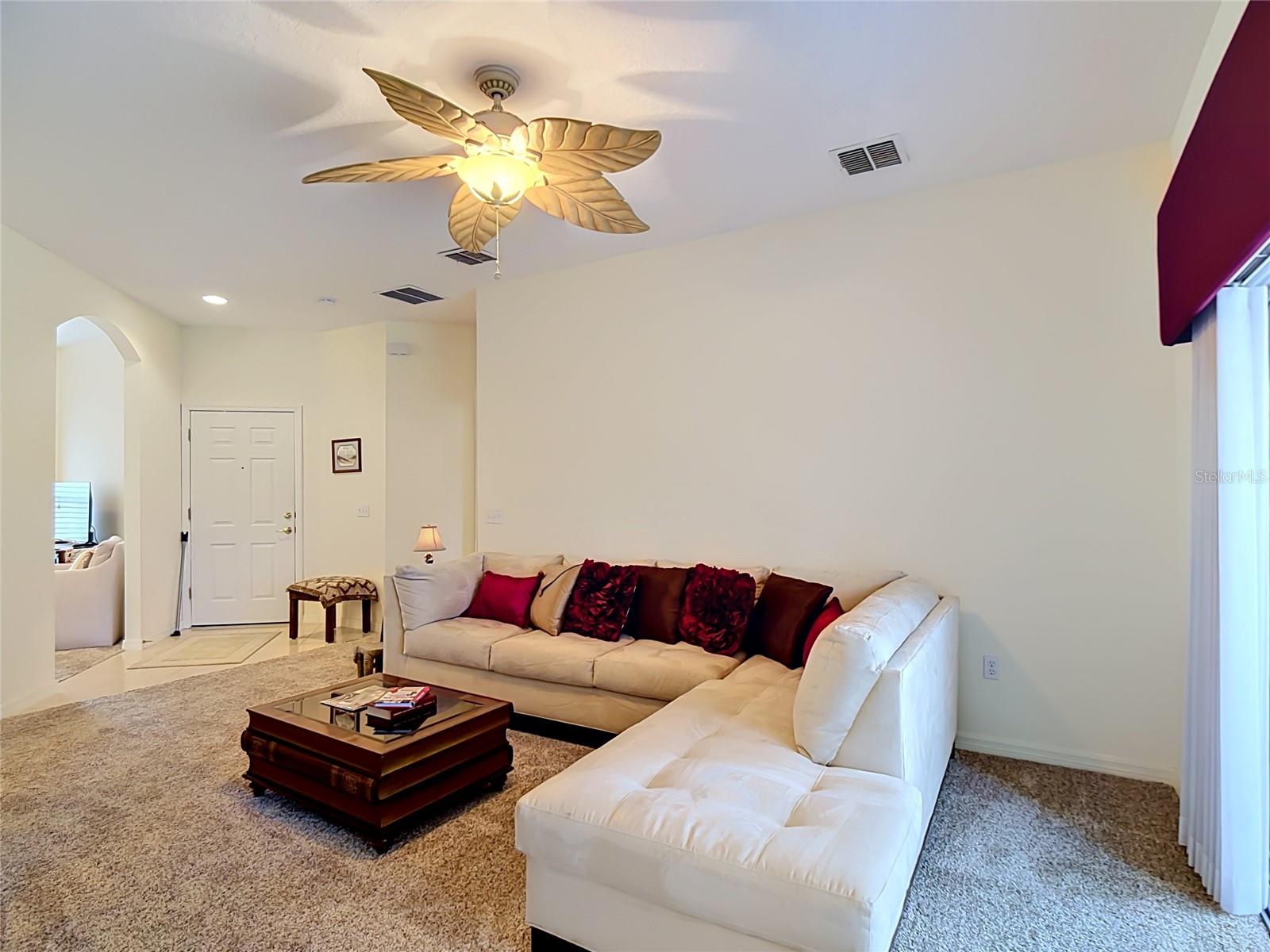 107 Verona Dr, FL