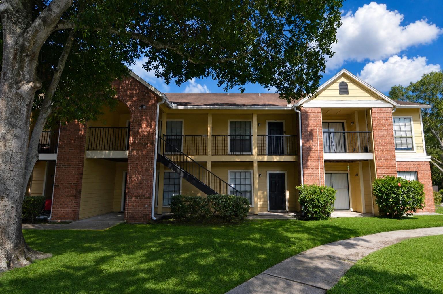 8645 Fancy Finch Drive, FL