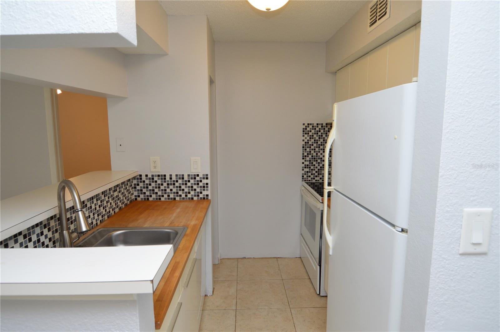 8645 Fancy Finch Drive, FL