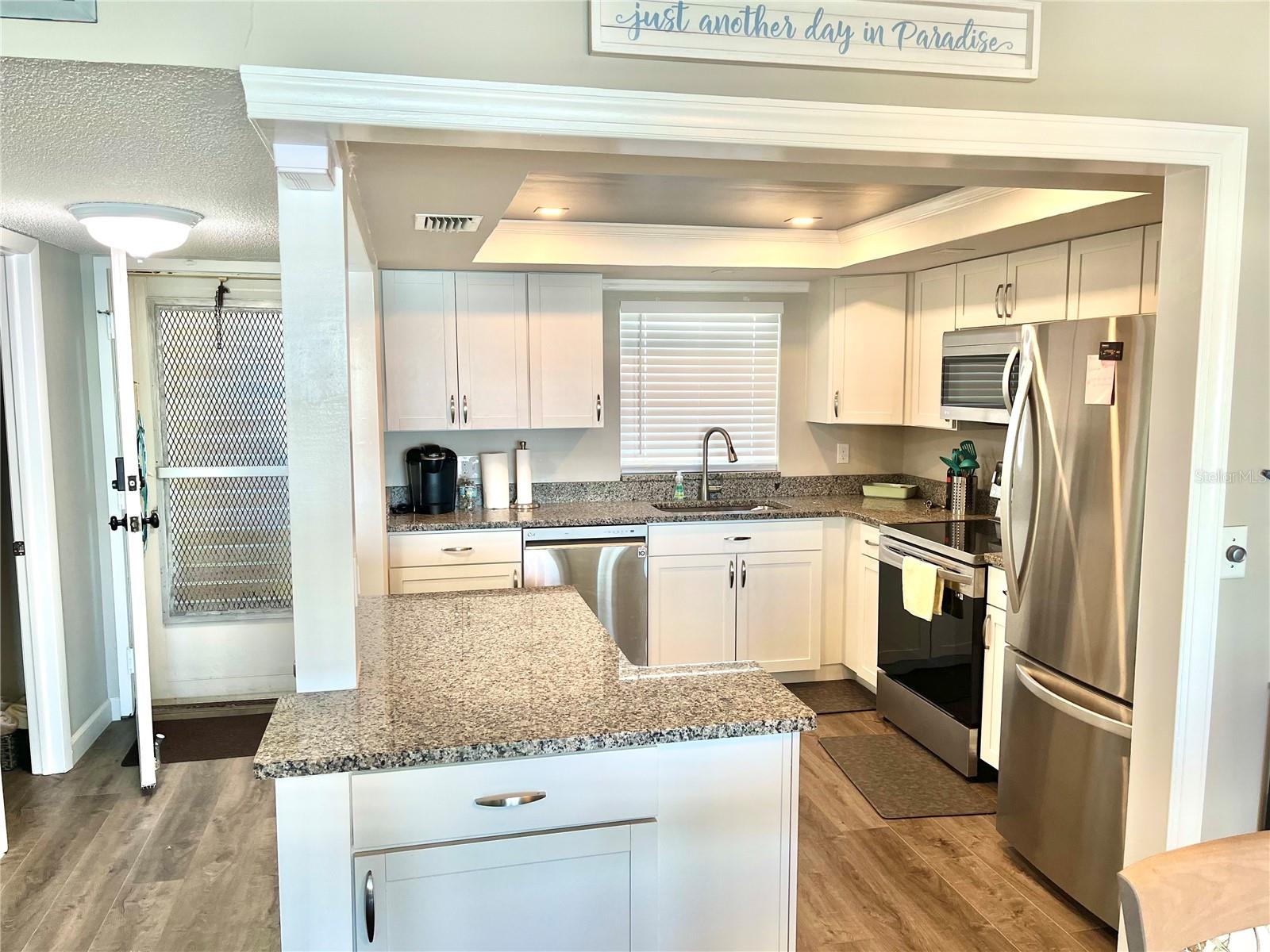 4550 Cove Circle, FL
